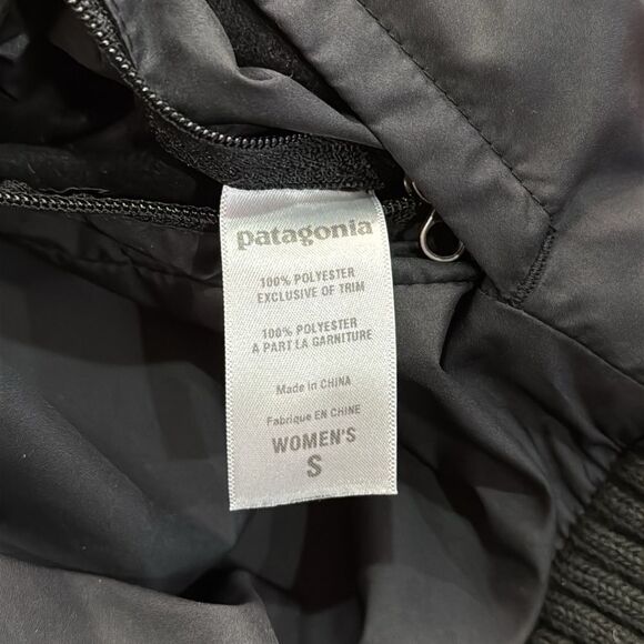 Patagonia women’s black reversible bomber’s jacket size S - Picture 9 of 11